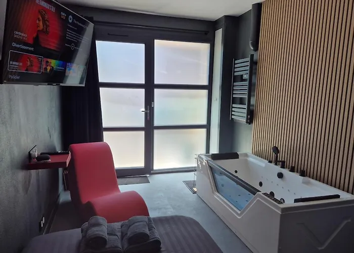 Balneo Bord De - 800m De La * Fouras