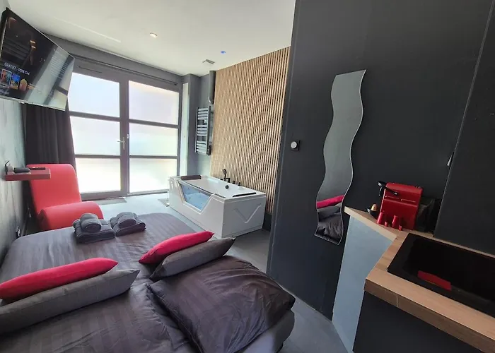 Balneo Bord De - 800m De La Fouras