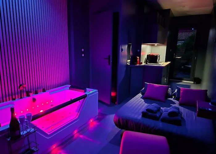 Balneo Bord De - 800m De La 度假居 *